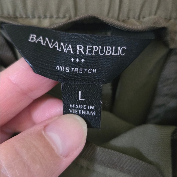 Banana Republic Women's Vegan Green Airstretch Tapered Pants Size Large - Picture 5 of 6